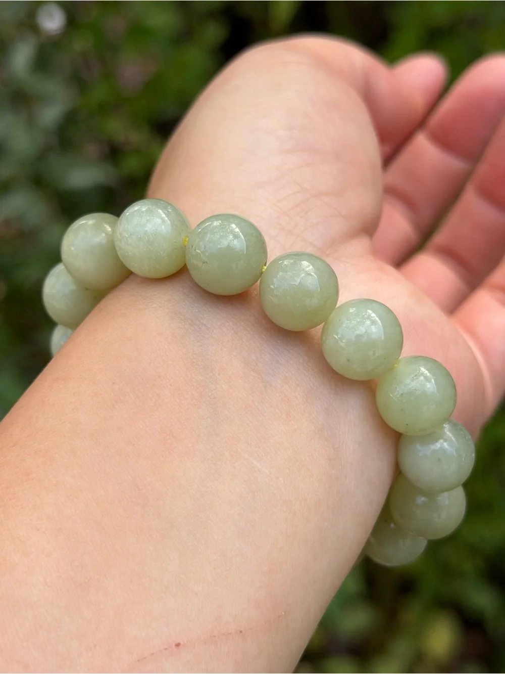 12mm stretchable green He Tian jade bracelet 1756